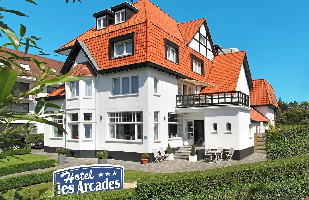 Hotel Les Arcades-1