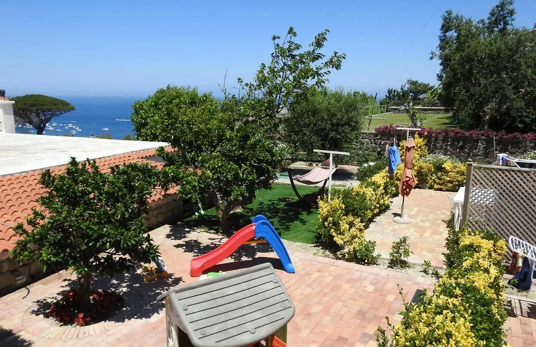 Villa Erade-1