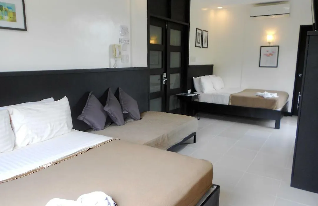One Crescent Place Hotel-1