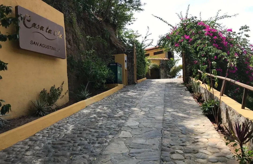 Casa La Ola-1