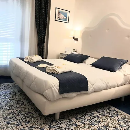 Hotel Santa Lucia-2