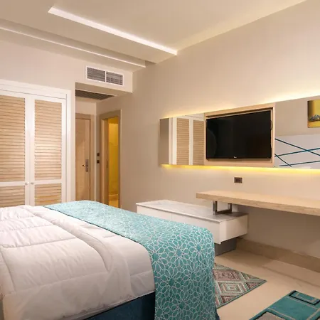Gravity Hotel & Aqua Park Sahl Hasheesh Families And Couples Only-3