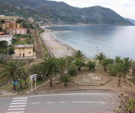 Mare Blu-2
