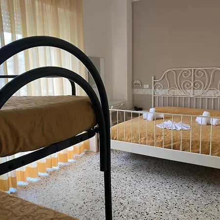 Hotel Modenese-2