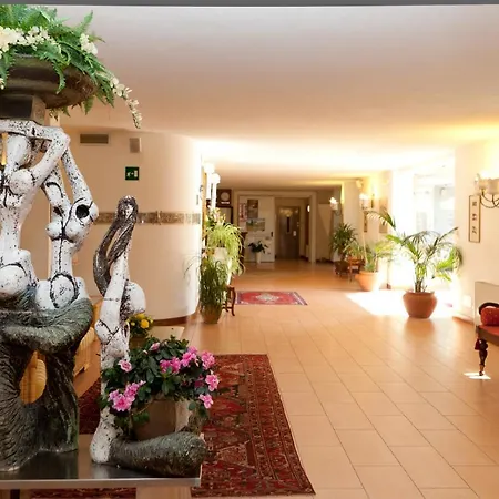 Hotel Idania-2