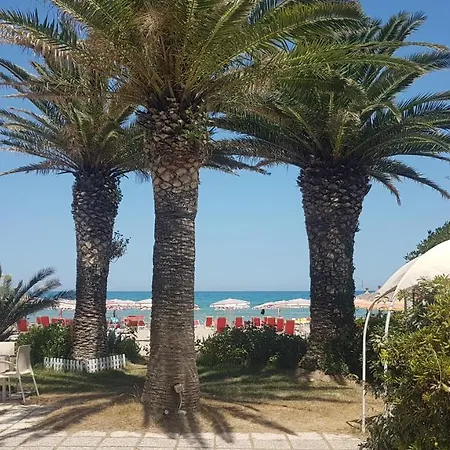Hotel Silvi-3