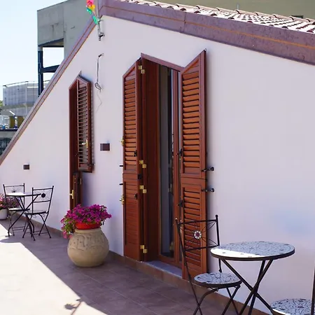 Serendipity B&B-3