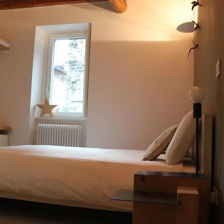 Fontana Rooms-3