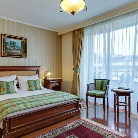 Vila Paris Boutique Hotel-3