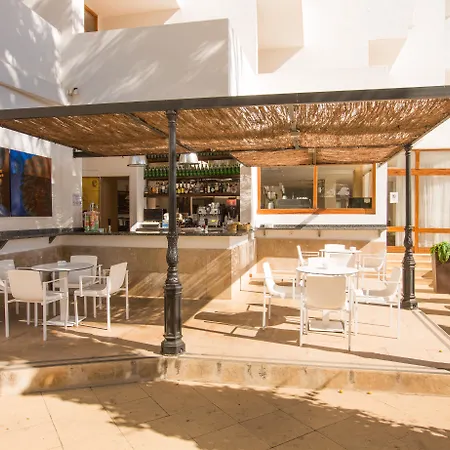 Hotel Tres Torres-2