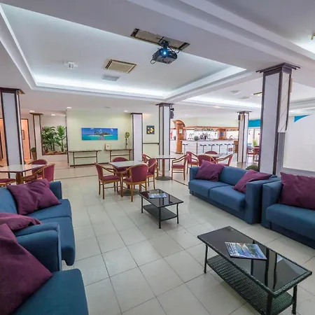 Hotel Golden Sand-3