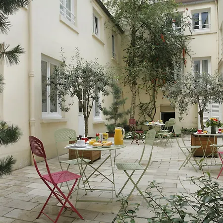 Alfred Hotels Paris Lecourbe-3