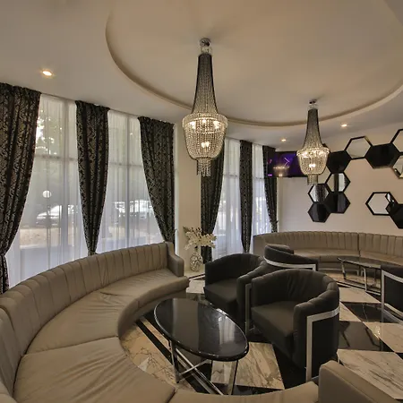 Prestige Deluxe Hotel Aquapark Club-2