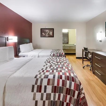 Red Roof Inn & Suites Commerce - Athens-3