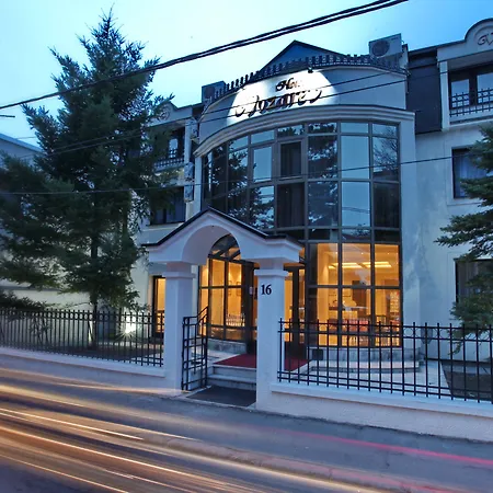 Garni Hotel Vozarev-3
