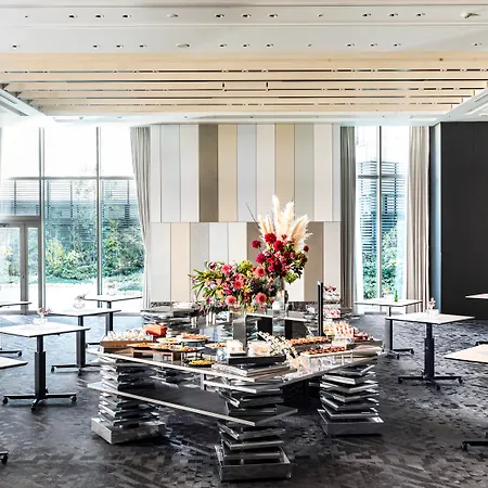 Hotel Hankyu Respire Osaka-3