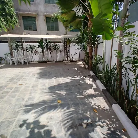 6 Park Retreat-2