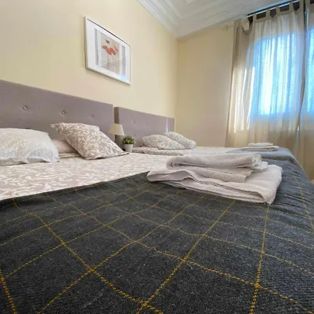 FlipHouse Rooms Pensión-2