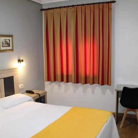 Hostal Madrid-2