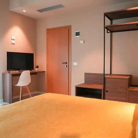 Hotel International-3