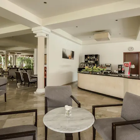 Grand Riviera Princess-3
