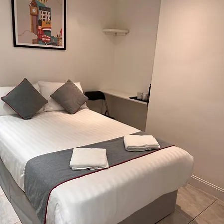 Apollo Hotel Kings Cross-3