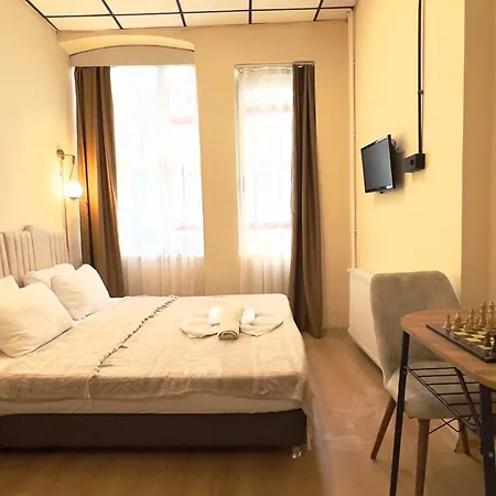 Golden Door Hotel-3