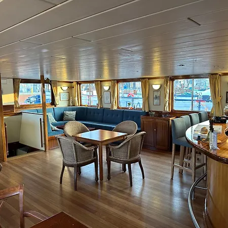 Hotelboat Angeline-3