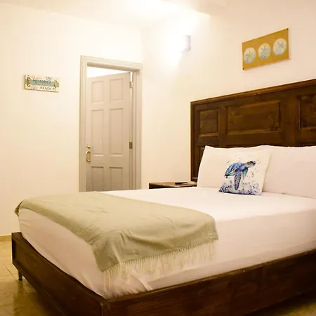 Hostal Marina Samana-2