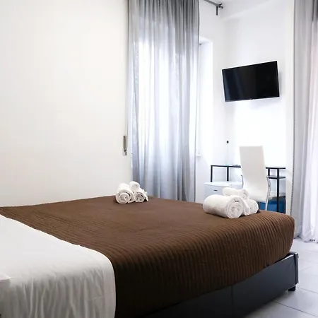 Vatican Central Suites-3