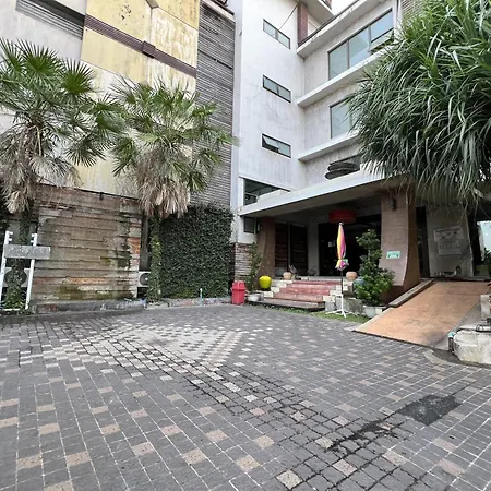 Eurna Resort Hotel-3