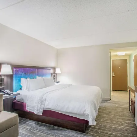Hampton Inn Fishkill-3