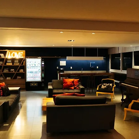 Cris Hotel-3