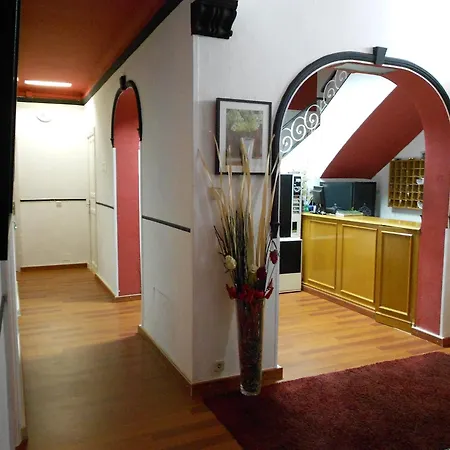 Hostal Valencia Madrid-2