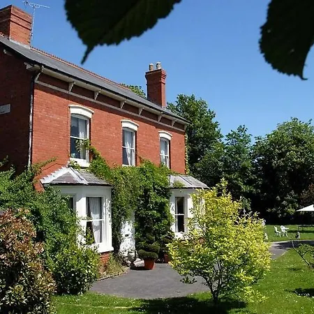 Hopbine House-3