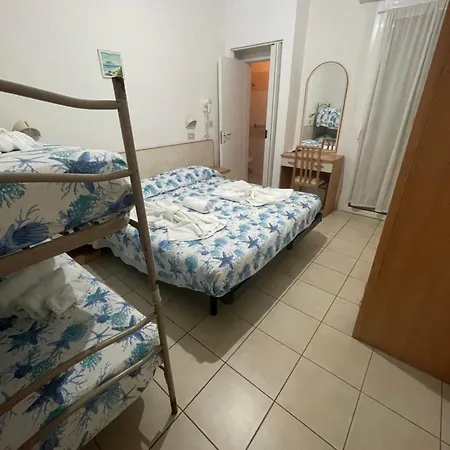 Hotel Vienna Rivazzurra-3