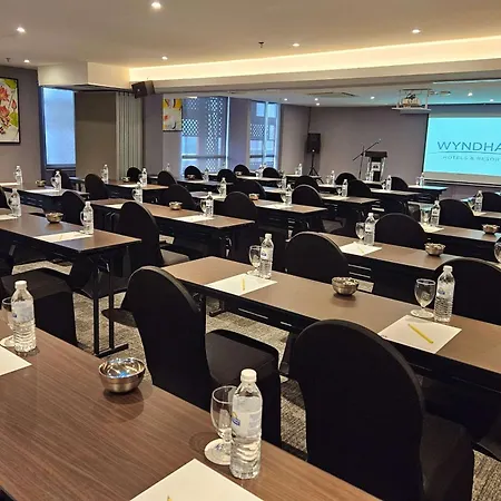 Days Hotel & Suites By Wyndham Kl - Chan Sow Lin Mrt Or Lrt-3