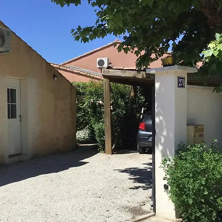 Une Chambre En Ville-2