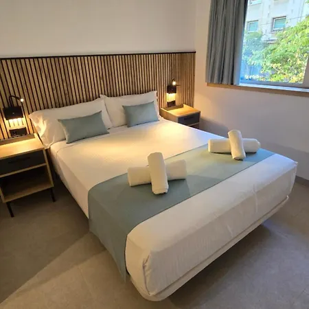 Hostal Rambla 24 By Holihome-3
