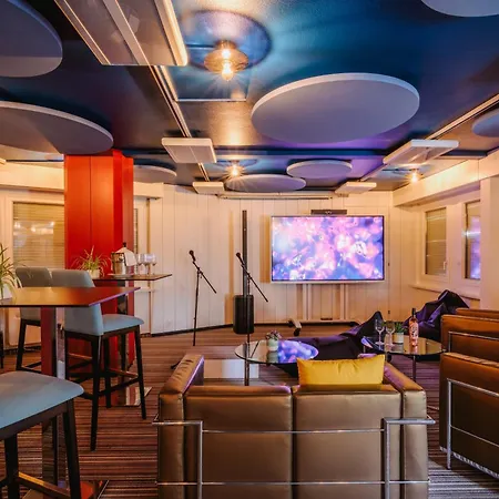 Hotel Mona-3