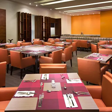 Hilton Garden Inn Monterrey Airport-3