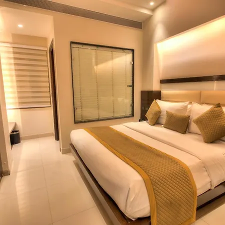 The Singh Empire, A Luxury Hotel, New Delhi-2