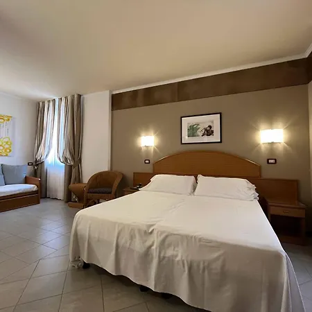 Hotel Regina-3