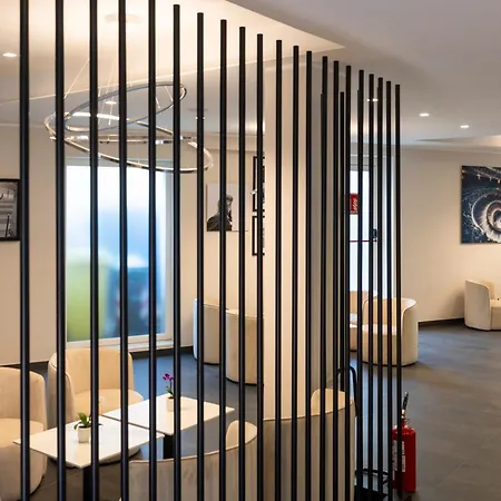 J Maluni City Hotel-3