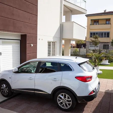 Maisonette Modena Park-3