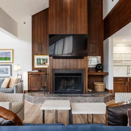 Deer Valley Little Belle Ultimate Ski Getaway, Sleeps 14, Luxury Design, Private Hot Tub,-3
