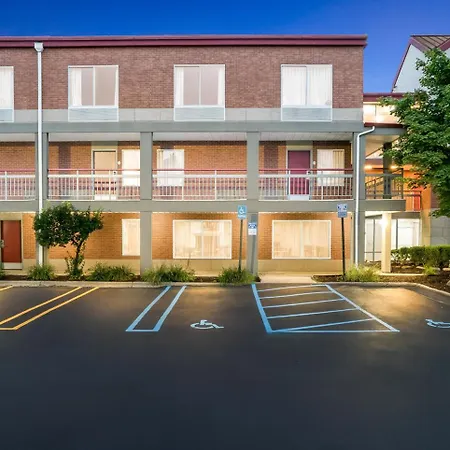 Red Roof Inn Auburn Hills-3