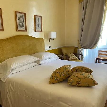 Bettoja Hotel Massimo D'Azeglio-3