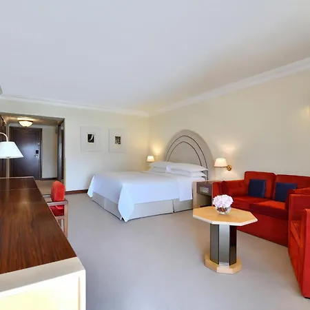 Sheraton Grand Doha Resort & Convention Hotel-2