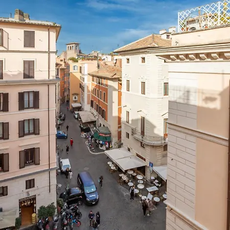 Daplace - La Mongolfiera Rooms In Navona-3